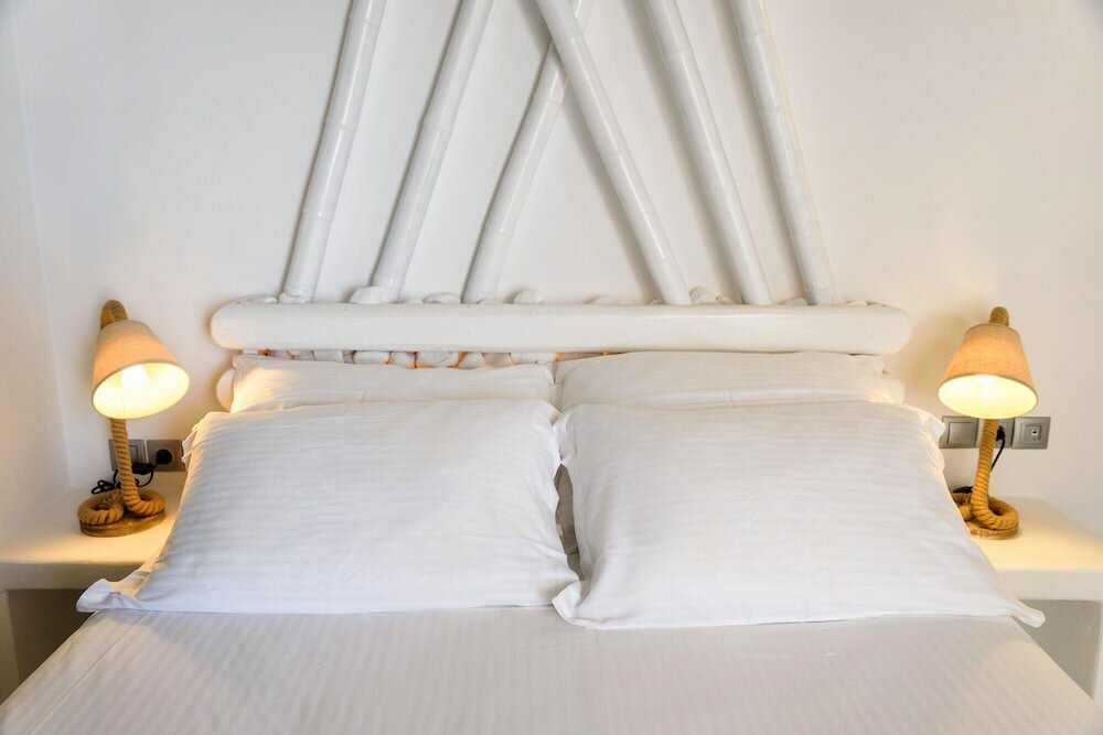 Фото Blue Waves Suites & Apartments To Kyma