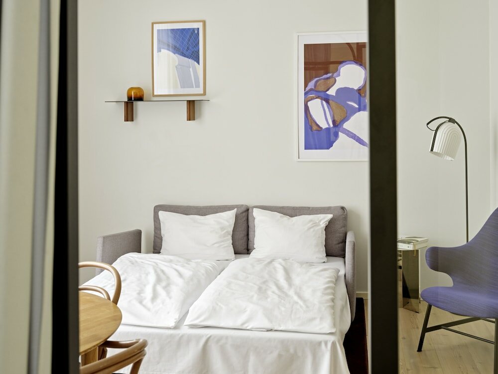 Фото Apēron Apartment Hotel