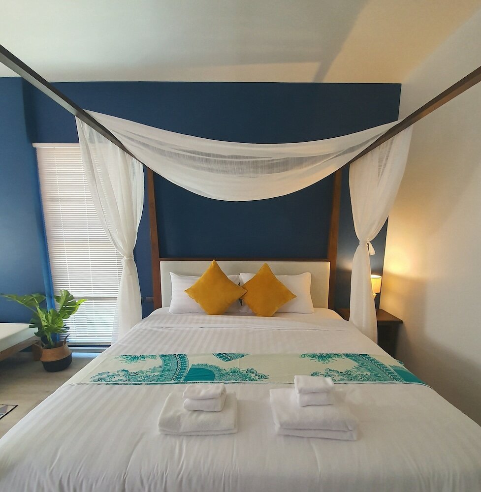 Фото Wayla Villa Maikhao Beach