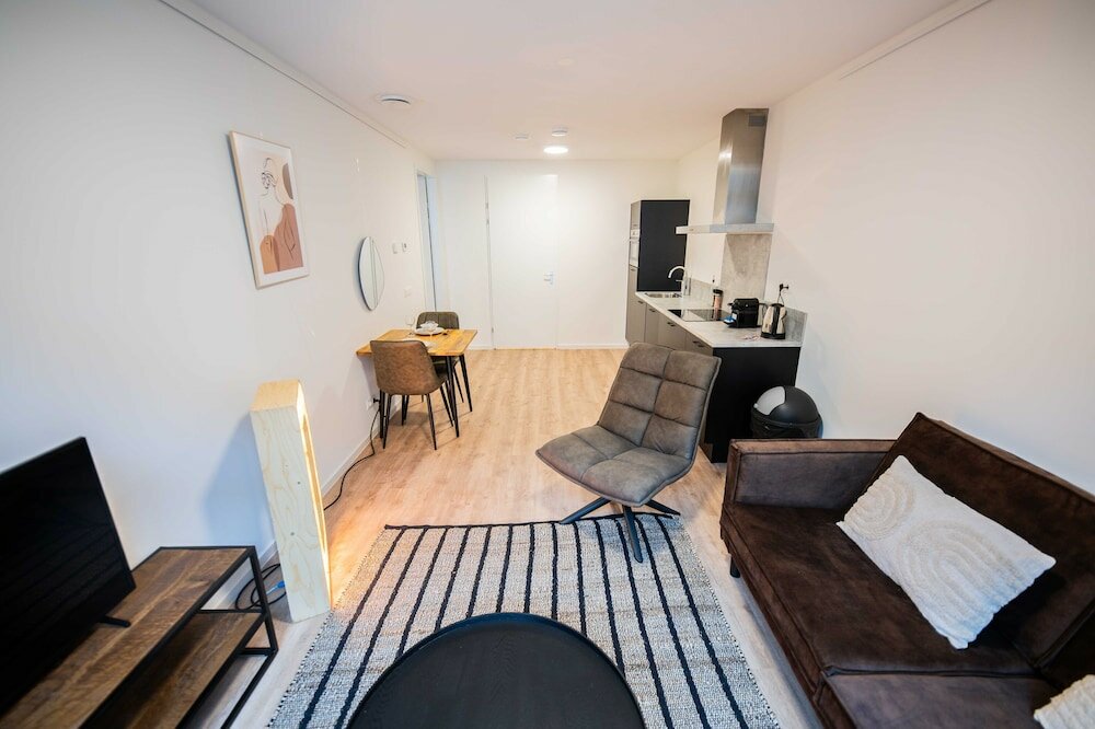 Фото Alphabet Apartments The Hendrik