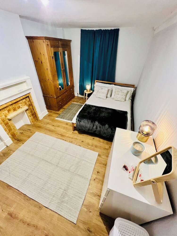 Фото Rest Boutique Notting Hill