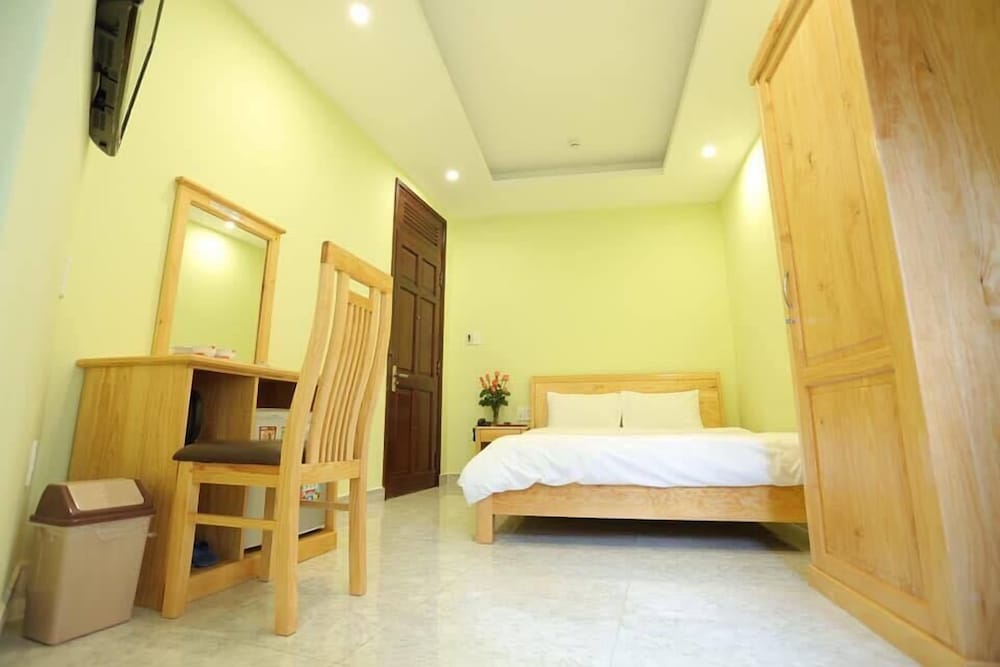 Фото Trung Nhan Hotel