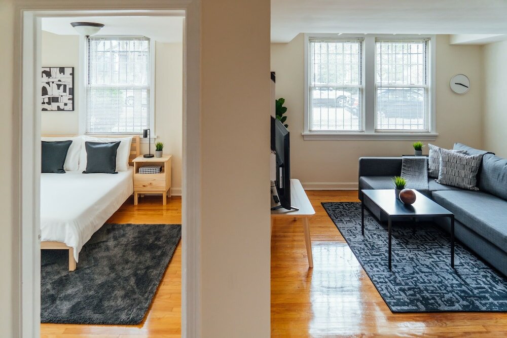 Фото Chic & Pristine 1br Apt in Marshfield