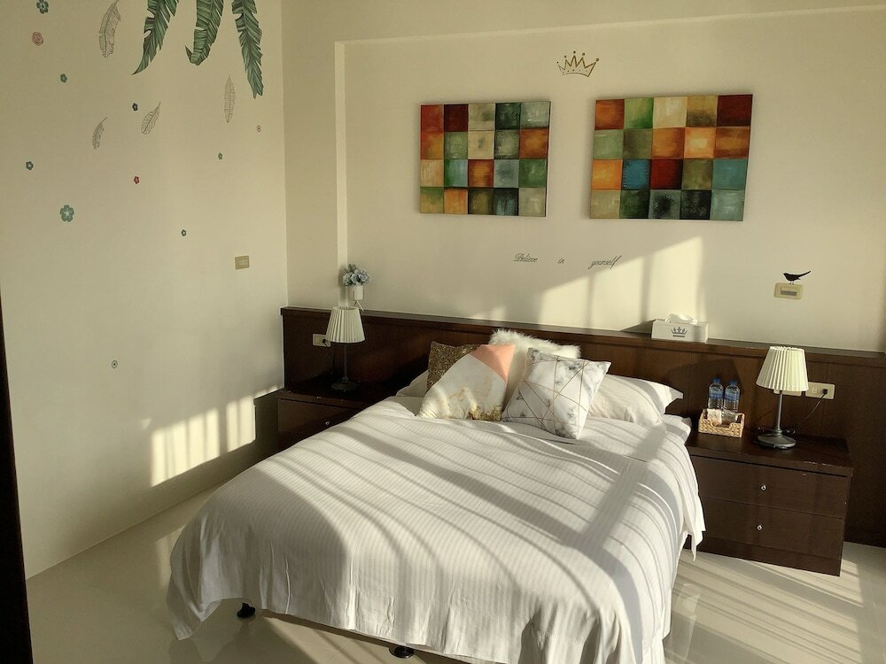 Фото Leisure Pavilion House B&b