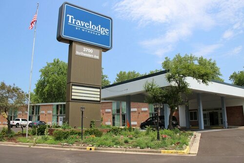 Гостиница Travelodge by Wyndham Water’s Edge Hotel - Racine в Рэйсине