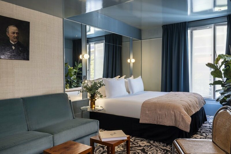 Гостиница Hotel La Conversation в Париже