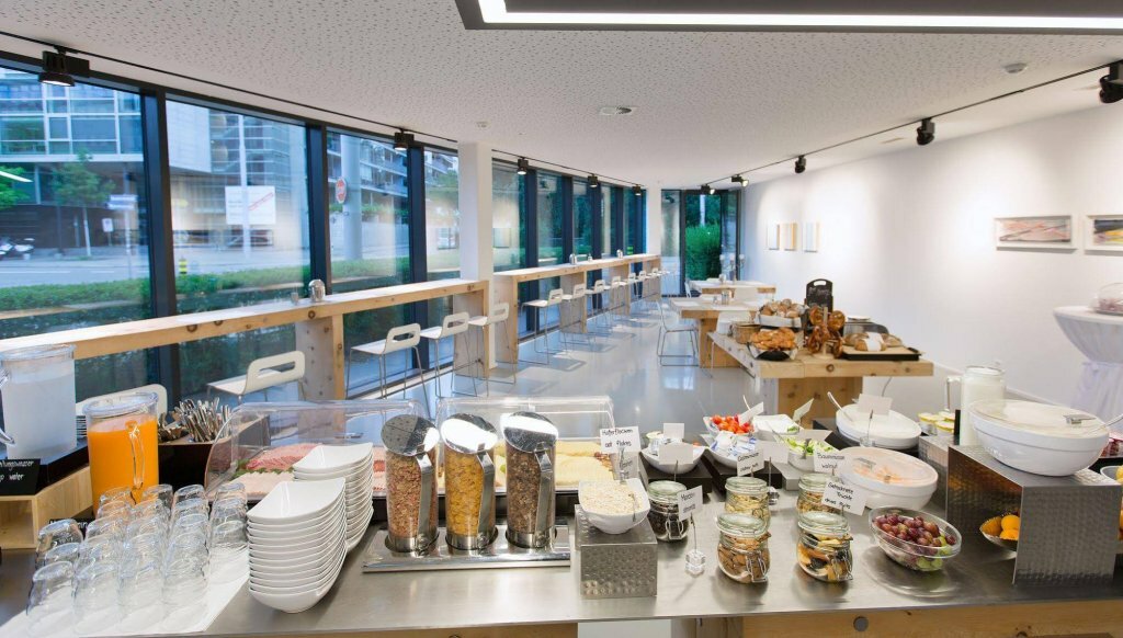 Фото The Flag Zürich