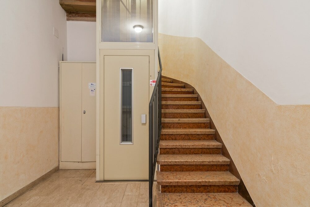 Фото San Fermo Luxury Apartment