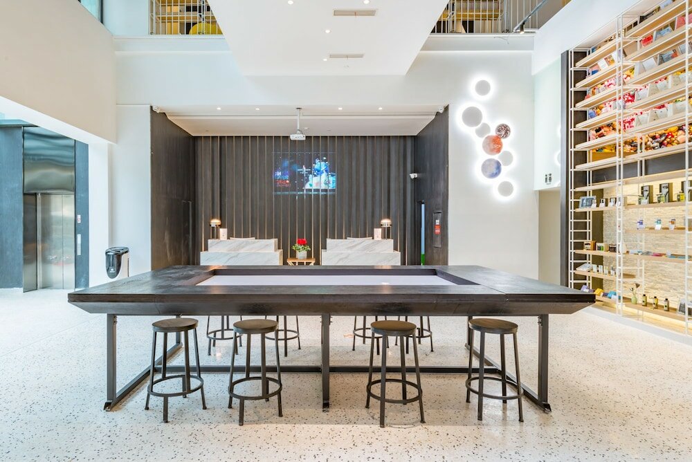 Фото Rezen Sunbow Hotel