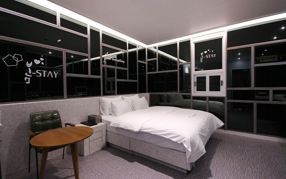 Фото Pohang Haedo-dong New Bom Stay