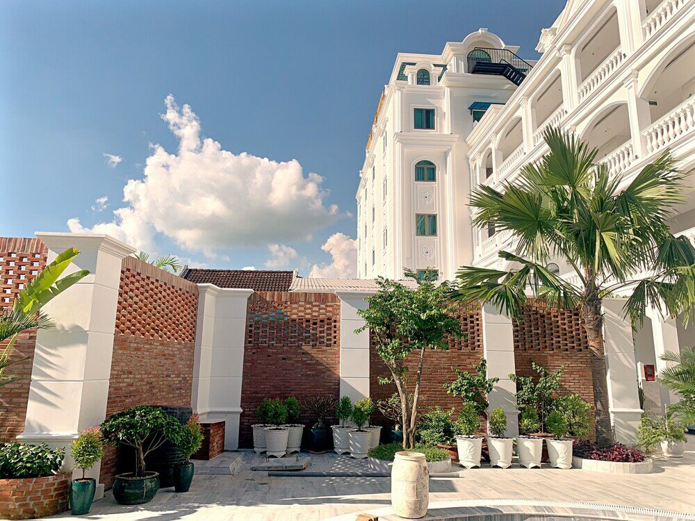 Фото Thuan Phat Hotel