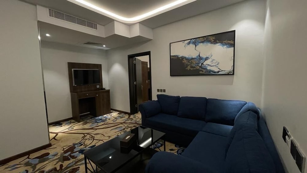 Фото Green Hills Hotel