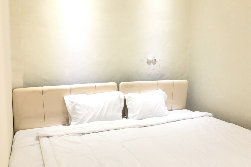 Фото Oyo 90299 Corner Guest House