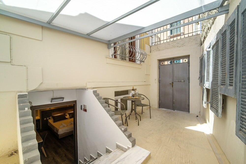 Фото Karma of Athens