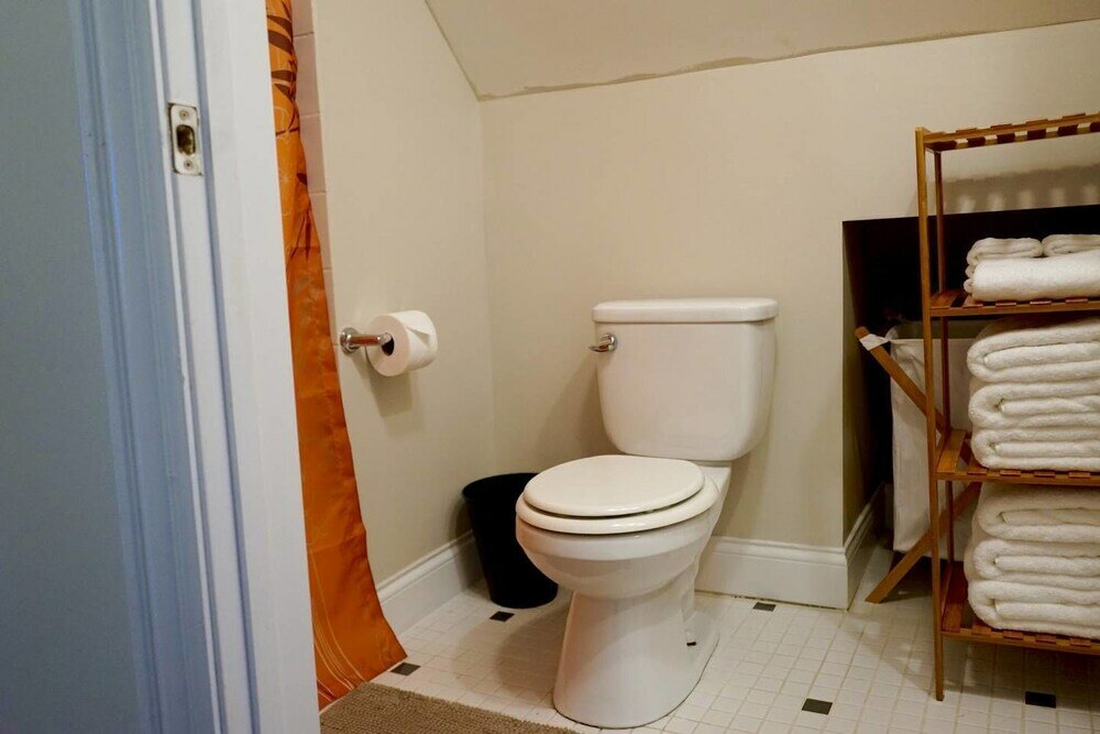 Фото A One-way Ticket to Comforttown