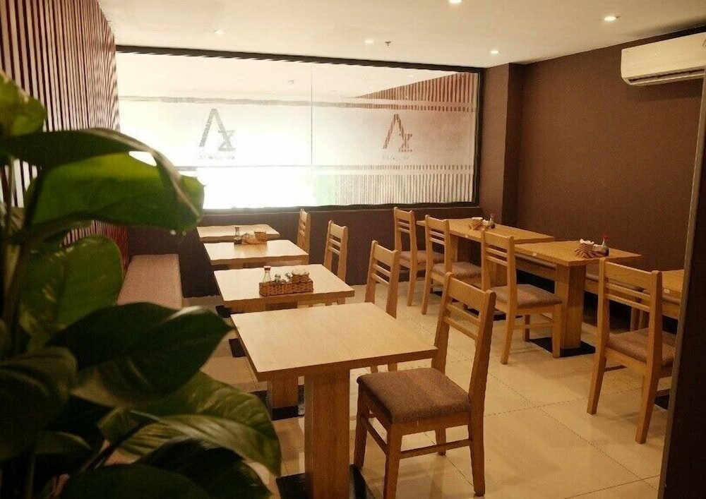 Фото Azumaya Hotel Kim Mã 3