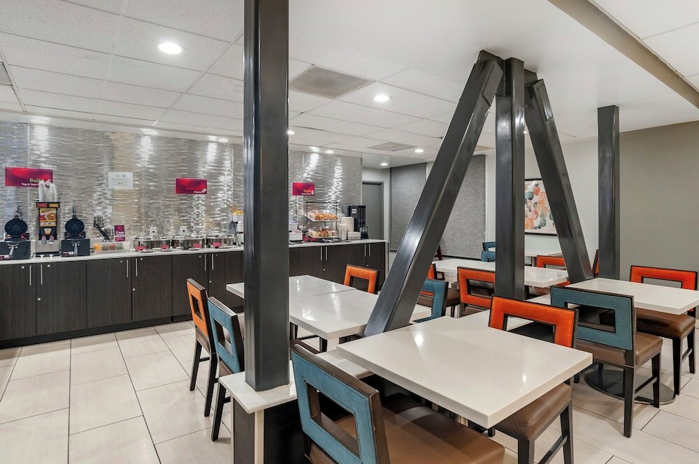 Фото Best Western Plus Commerce Hotel