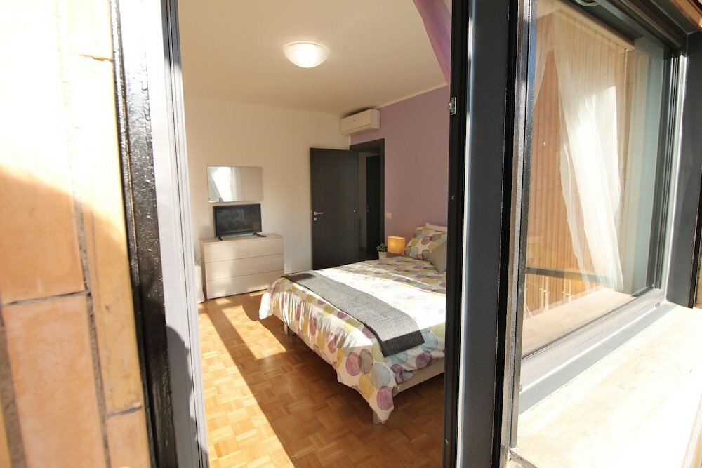 Фото Wonder 3br Eur Apartment