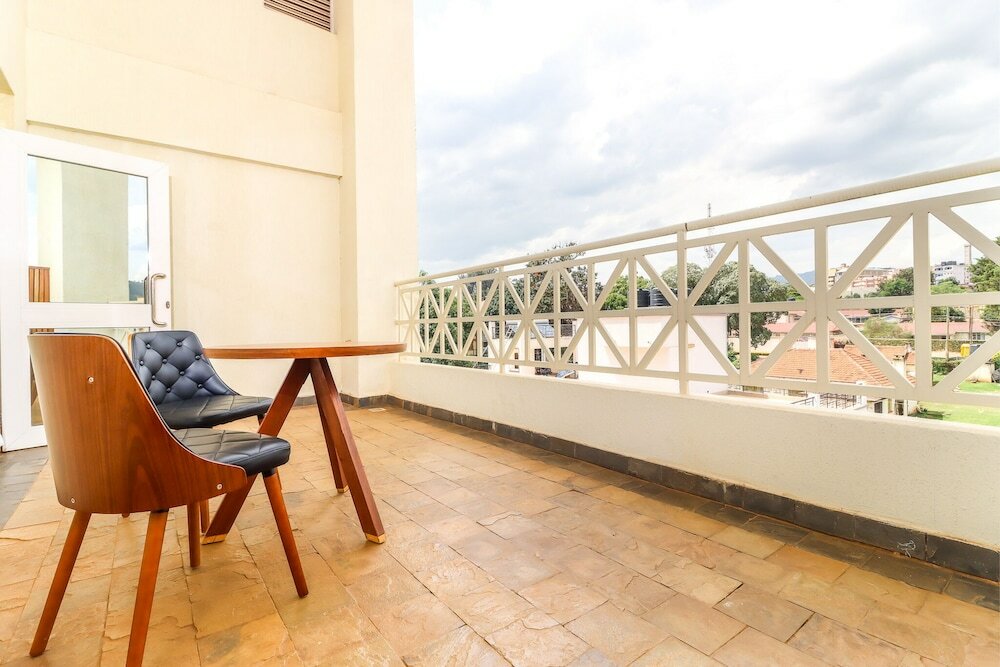 Фото Dallas Premiere Hotel