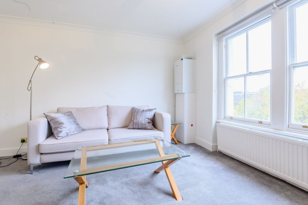 Фото Somerset Court Apartments