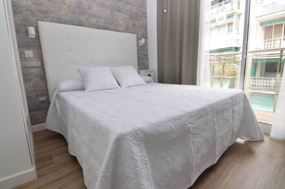 Фото Hotel Castillo Benidorm