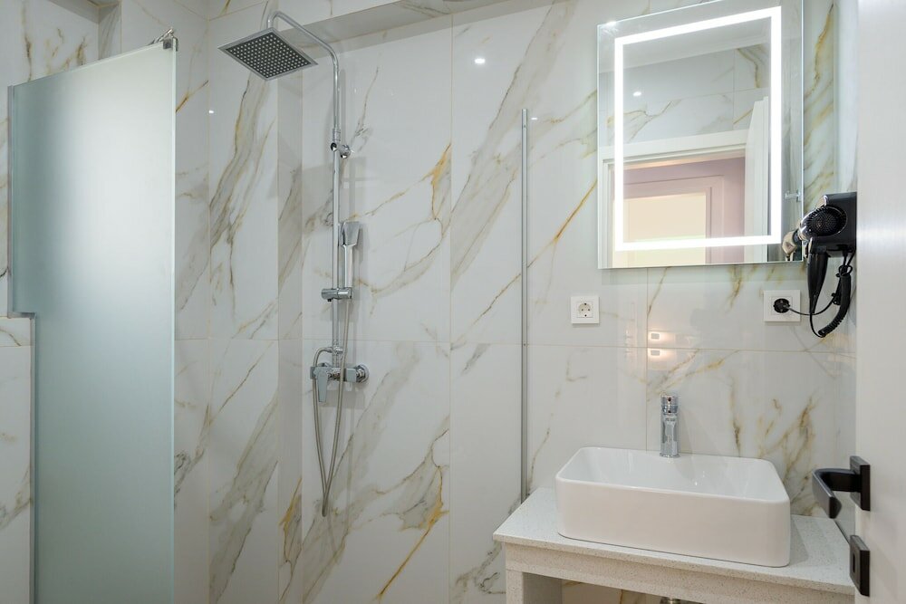 Фото Luxury maisonettes Vrachos with pool