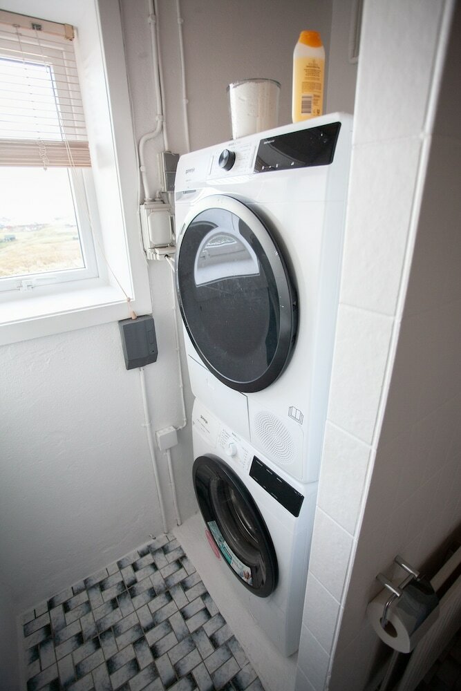 Фото Red Robin - Vacation homes next to Svartifossur waterfall