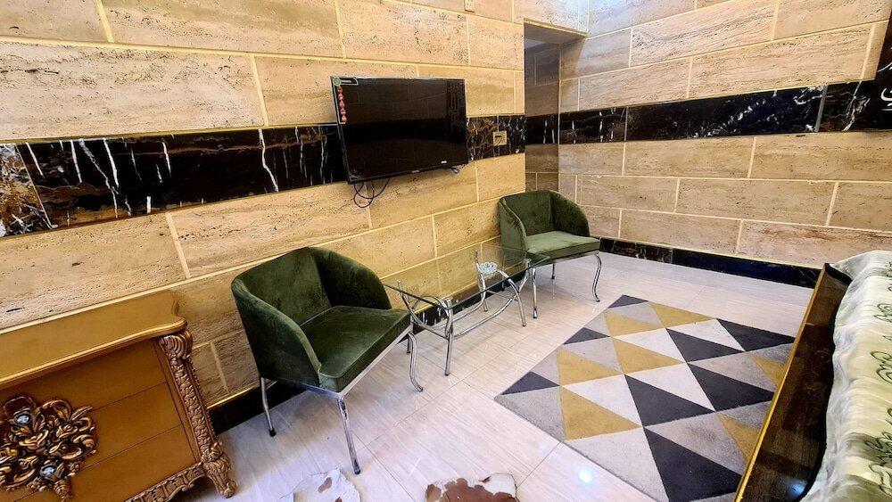 Фото Апарт-отель Smart Apartment's Lahore