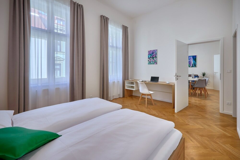 Фото DownTown Suites Rubesova