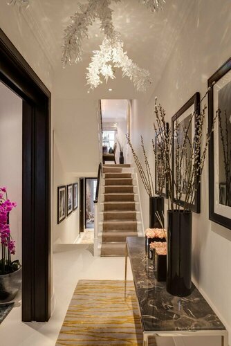 Гостиница Majestic Belgrave House Next to Buckingham Palace Garden в Лондоне