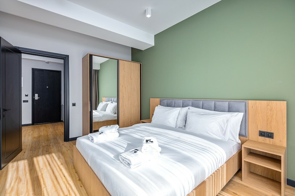 Фото Gratus Aparthotel