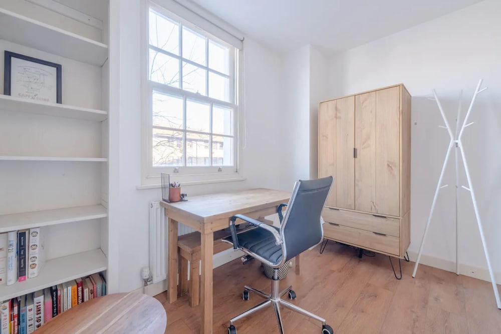 Фото Modern and Beautiful 2 Bedroom Flat - Haggerston