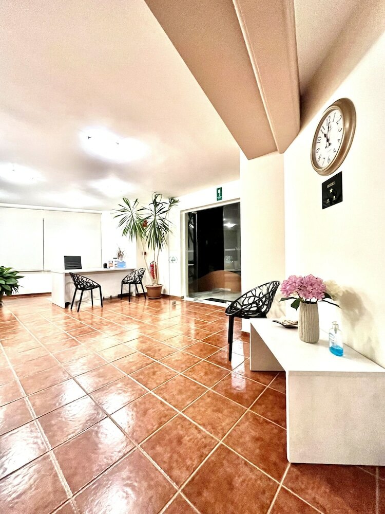 Фото Iolkos Hotel Apartments