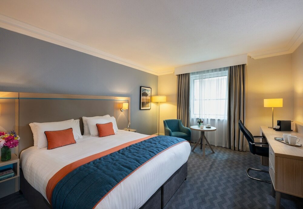 Фото Leonardo Royal Hotel Brighton Waterfront - Formerly Jurys Inn