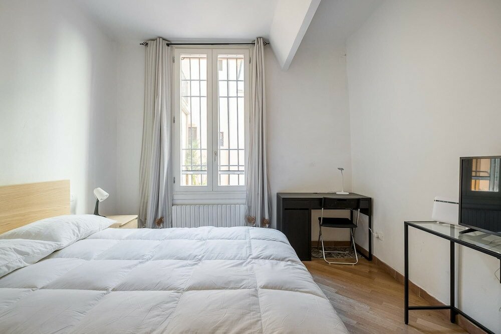 Фото Cozy Central Apartment Paglietta 12