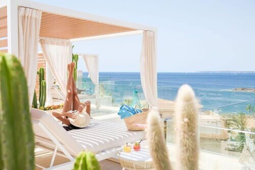 Гостиница Hotel Villa Chiquita - Adults only