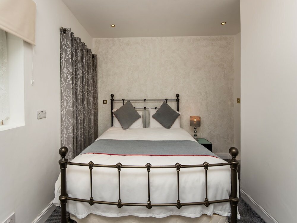 Фото Oyo Vale Lodge