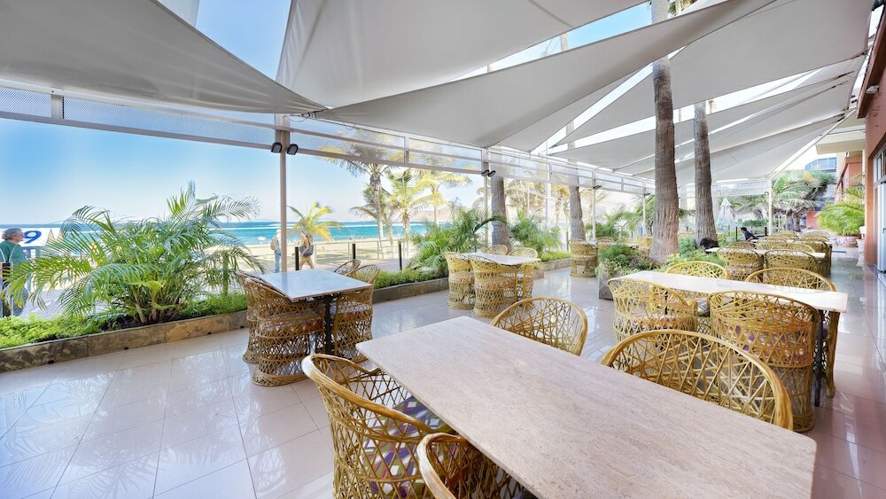 Фото Отель Bull Reina Isabel & Spa