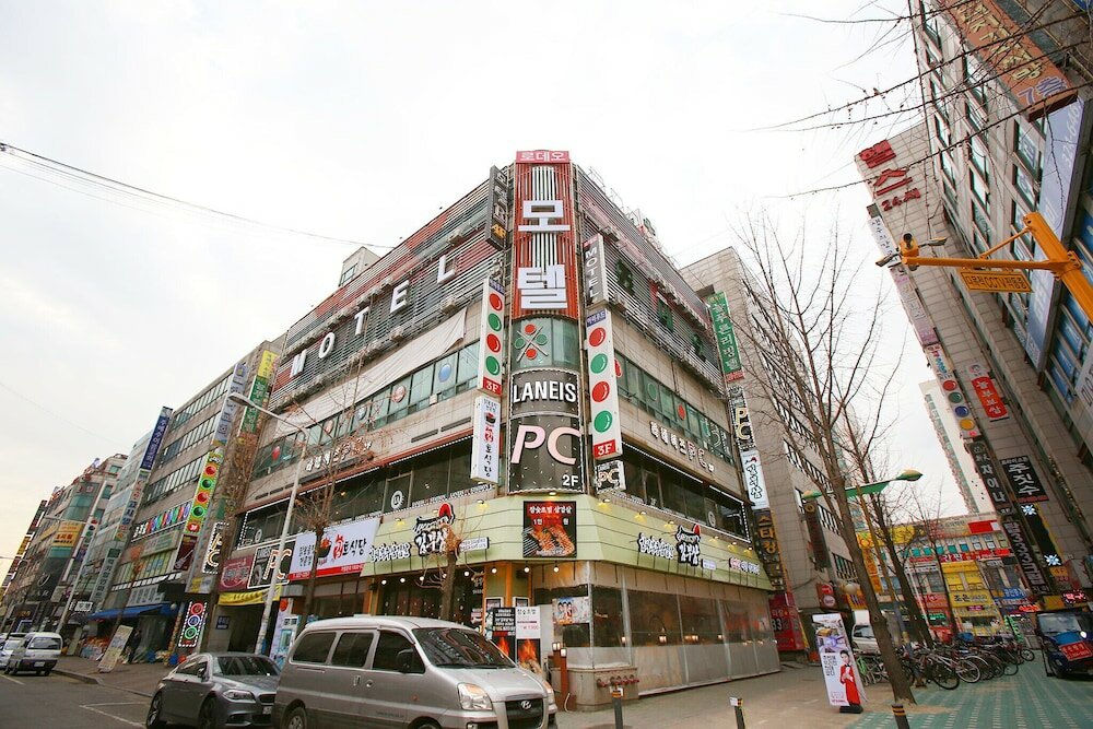 Фото отеля 1