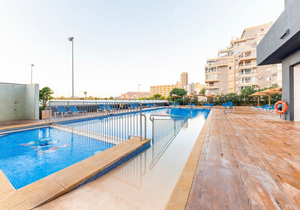 Фото Port Europa Hotel