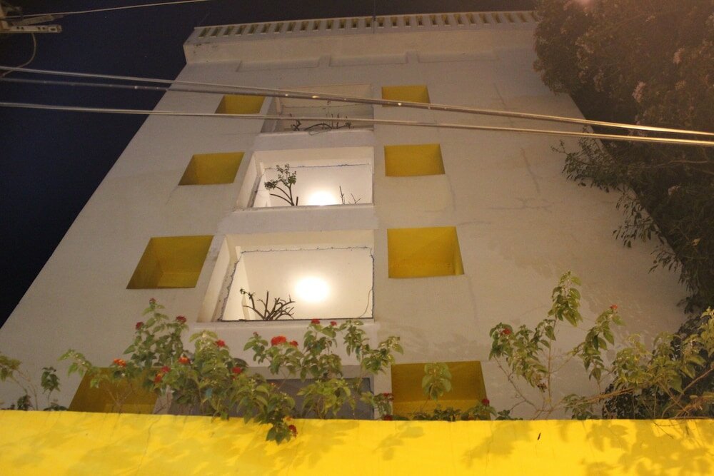 Фото White Canvas Hotel