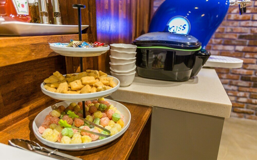 Фото Shinchon Alley