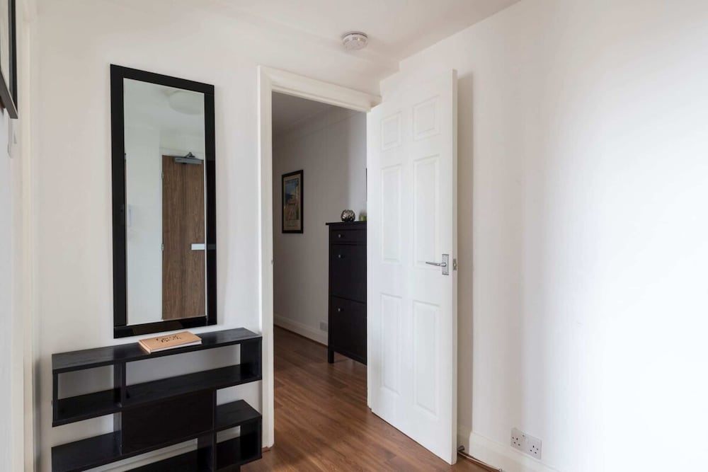 Фото Smart 2 Bed Apartment near Oxford Street & Hyde Park