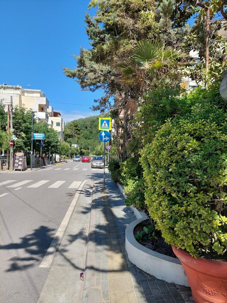 Фото Hotel Nacional Durres