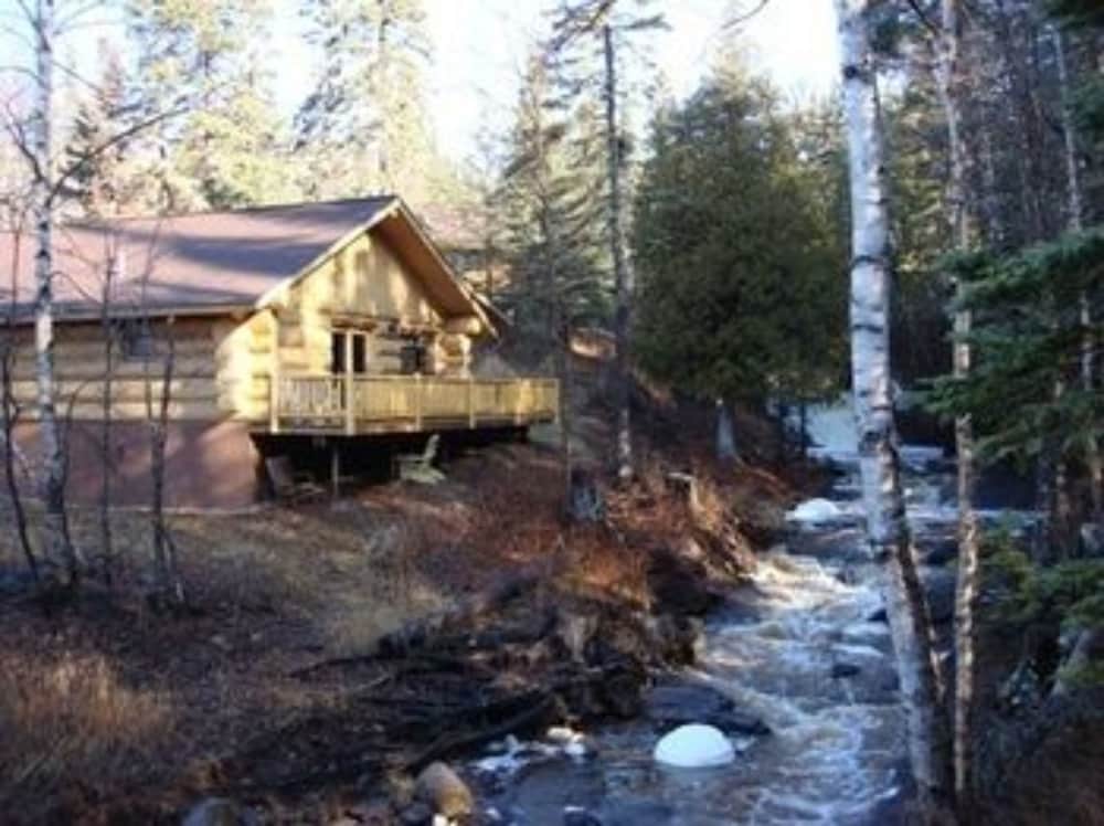 Фото Cascade Lodge