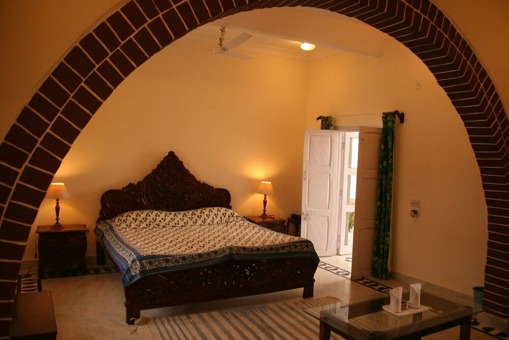 Фото Aamod Mudfort Kuchesar