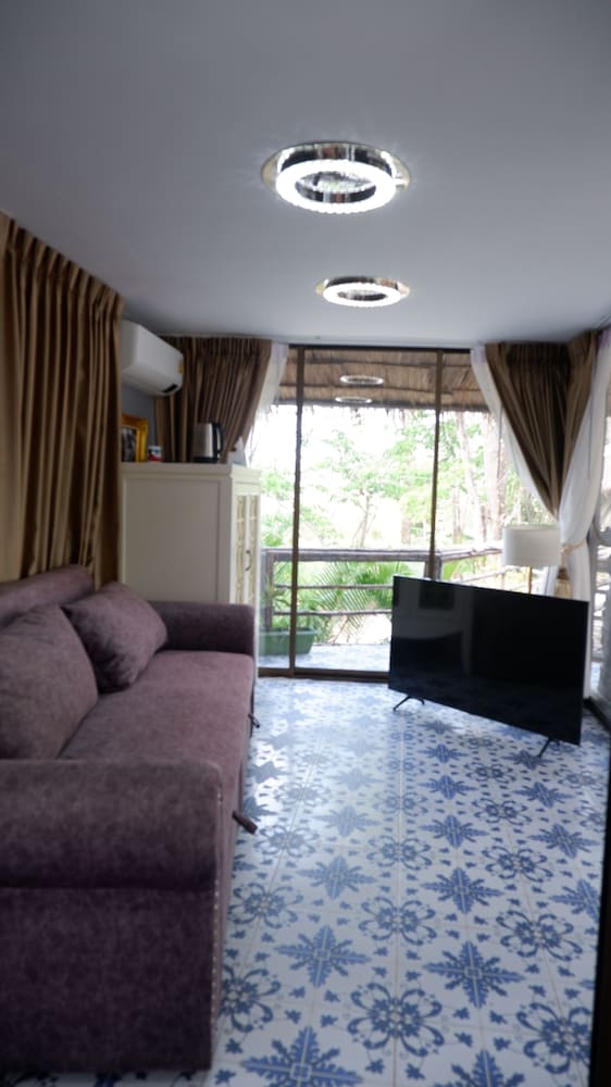 Фото Jungle Moon Boutique Homestay