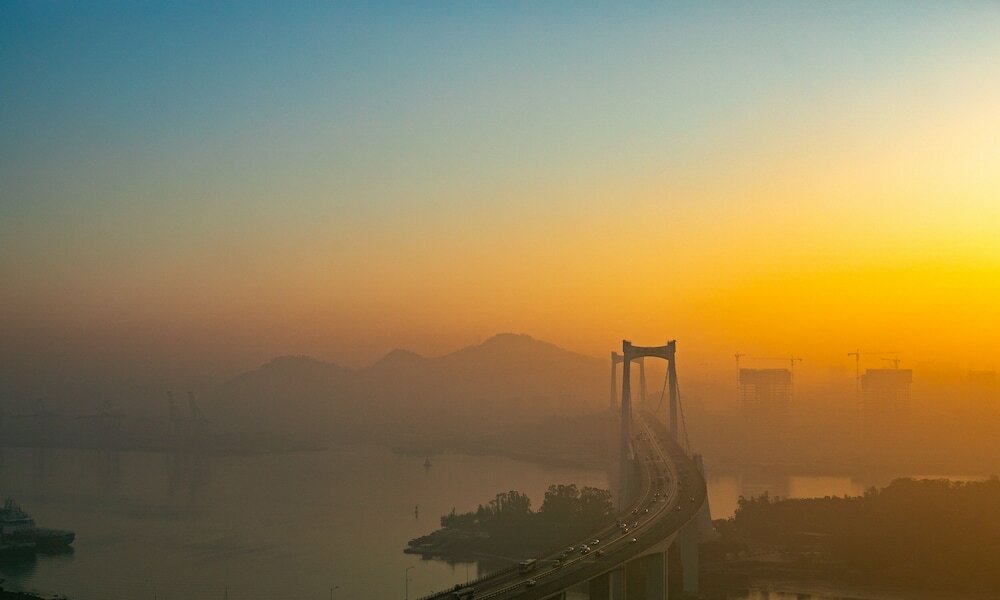 Фото Hualuxe Xiamen Haicang Harbour View, an Ihg Hotel