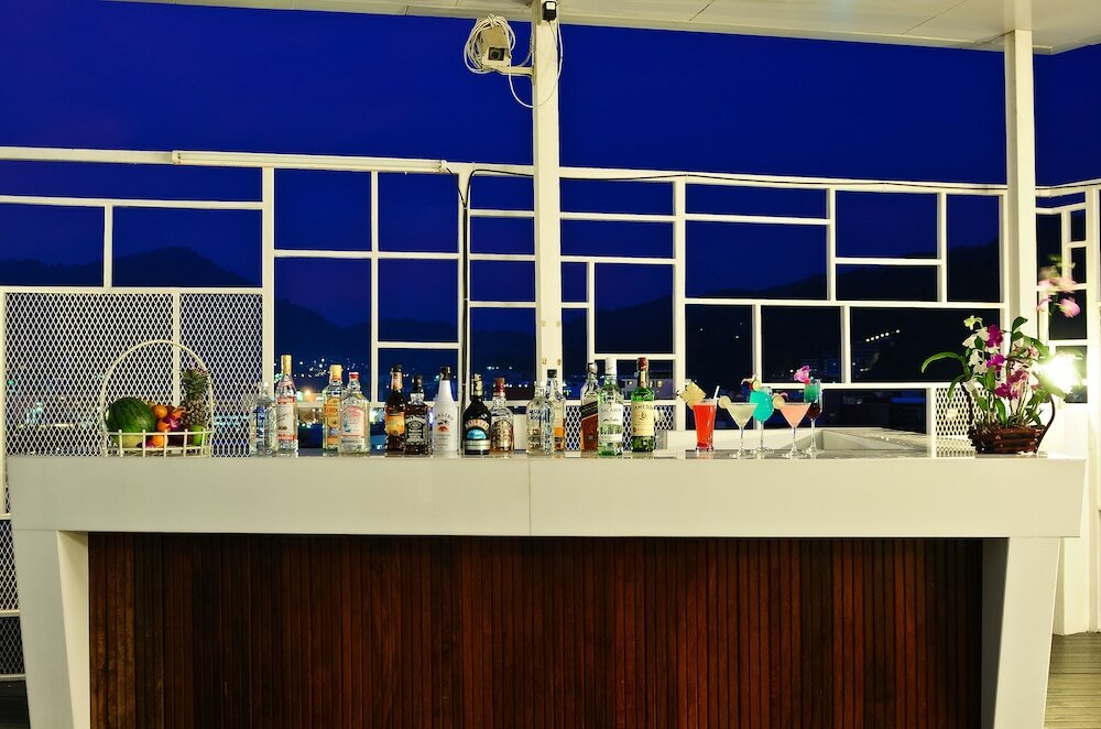 Фото  Ashlee Heights Patong Hotel 