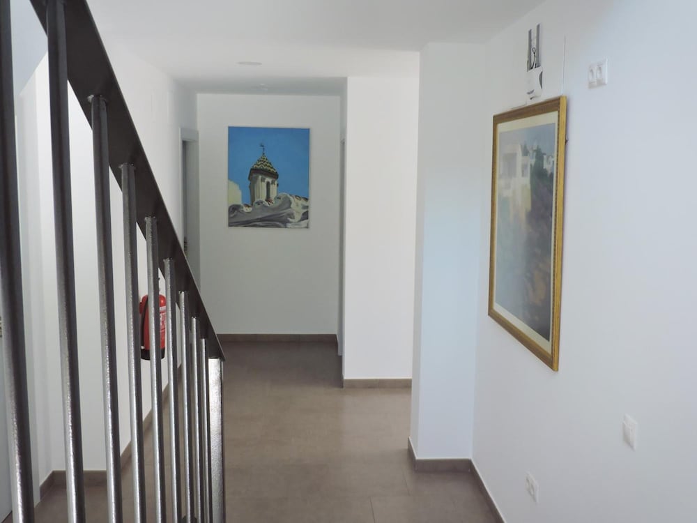 Фото Hostal Delia